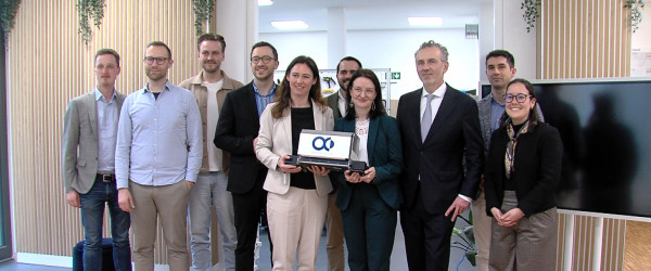 Optocycle und CDU-G&auml;ste (Quelle: RIK)