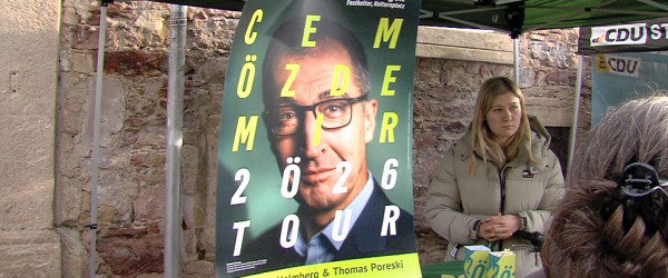 &Ouml;zdemir Poster (Quelle: RIK)