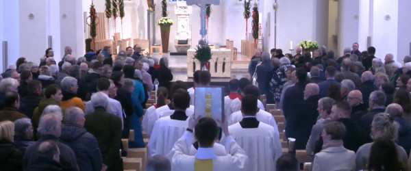 Hochamt im Rottenburger Dom (Quelle: Di&ouml;zese Rottenburg-Stuttgart)