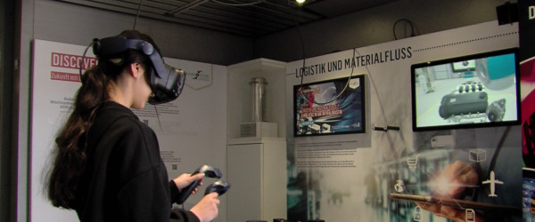 VR Station im Discover Industry-Truck (Quelle: RIK)