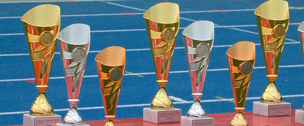 Troph&auml;en Jugend trainiert f&uuml;r Olympia und Paralympics (Quelle: RIK)