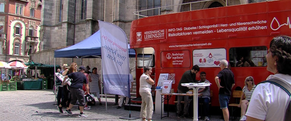Aufkl&auml;rungsbus der Initiative "Herzenssache Lebenszeit" (Quelle: RIK)